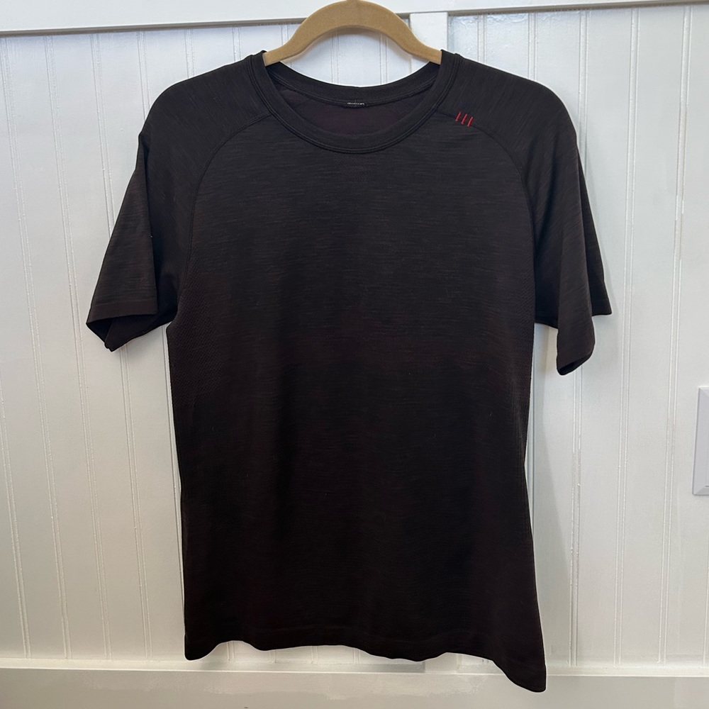 Mens lululemon swiftly small dark purple